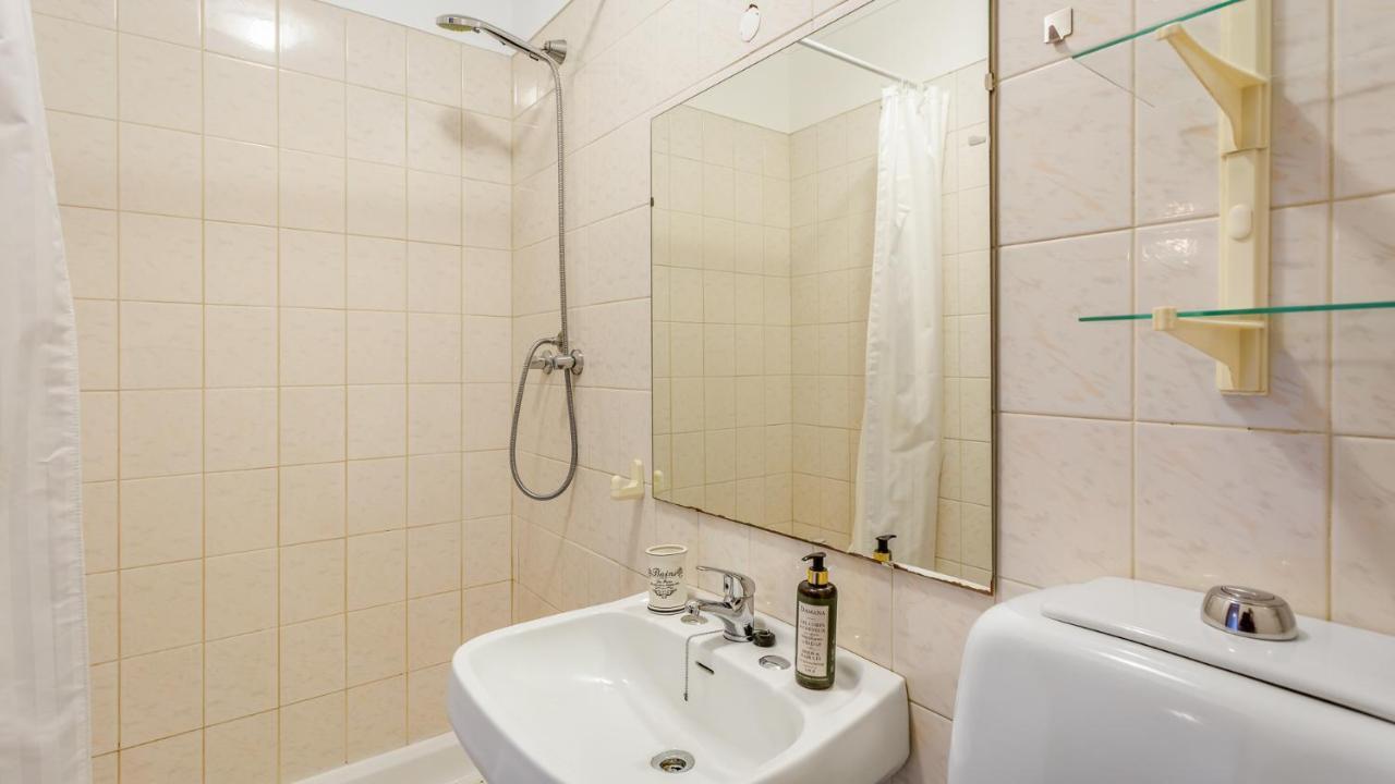 Casa Brasil 2 Bdr With Balcony By Lovelystay Apartment Portimao